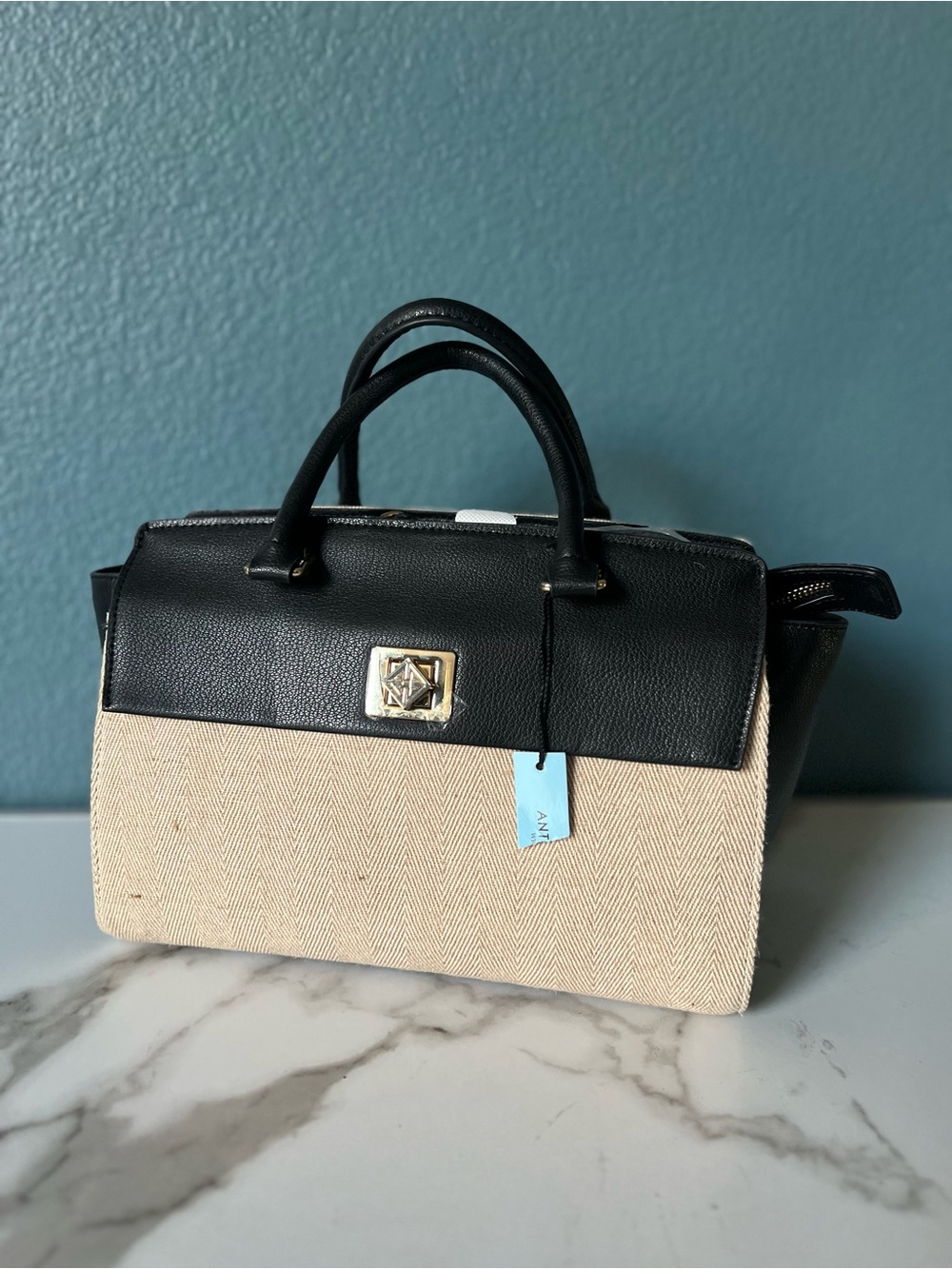 New With Tags ANTONIO MELANI Black & Cream Structured Top-Handle Satchel